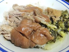 -明姨仔潮汕美食·碳炉猪脚·汕尾牛腩饭·起片鸡煲(起义路店)