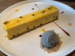 百香果黄柠檬挞-Vanilla Specialty Coffee(八大关店)
