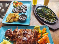 -Pundi Pundi Restaurant