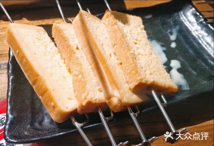 牧野石歌·羊肉串(闽江路店)烤面包图片