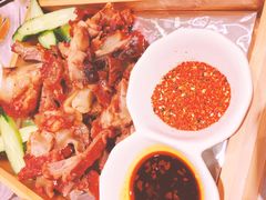 特色牛盖骨-老爷庙风味美食府