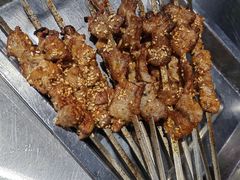 -马路牙子烧烤音乐酒馆(望京店)