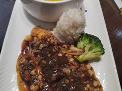 -鹊华居·地道鲁菜·海鲜·融合味(大明湖店)