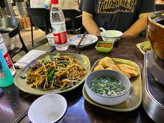 -胡须佬鸡煲四季火锅(海雅缤纷城店)
