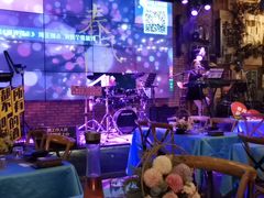 -春风十里烧烤音乐吧(实力乐队驻唱三元里店)