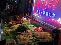 -辣出味岳阳特色烧烤·龙虾大排档(砂子塘总店)