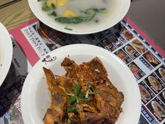 -大脸鸭记鸭血粉丝·小锅米线(水游城店)