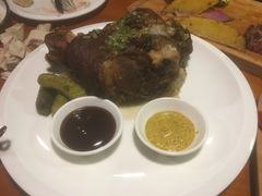 脆皮烤猪膝肉-布拉格餐厅· 中欧捷克菜(全国首店)