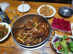 爆辣干锅鸭头-安诚居干锅鸭头(八角店)
