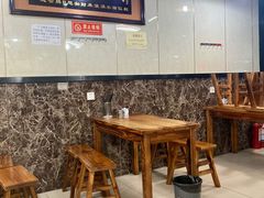 大堂-山北老老头馄饨