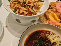 -江城小馆陕南妈妈菜·全球旅行餐厅(钟楼店)