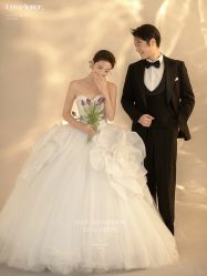 -巴黎春天婚纱摄影(临安店)