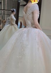 -南京宝娜嫁衣婚纱礼服馆(中央路店)