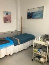 -More摩尔医美の注射线雕光电中心