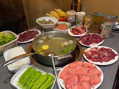 牛肉火锅排骨汤底-贵宾牛·潮汕牛肉火锅(珠池总店)