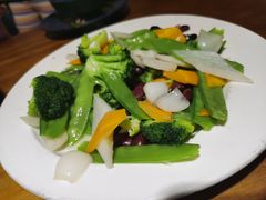 -觅山云南菜(泊富ICITY店)