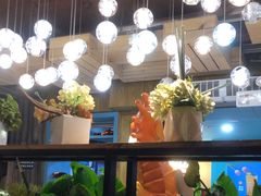 -领鲜活海鲜榴莲自助火锅(东门店)