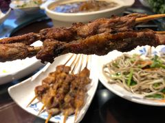 -亿诣蝎府炸酱面羊蝎子火锅(酷车小镇店)