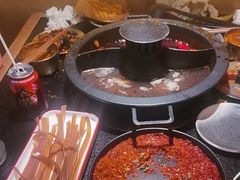 -晓宇重庆火锅(西安荟聚店)