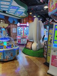 -卡通尼乐园(银泰店)