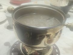 -海鲨湾海鲜会馆(百家湖1912店)