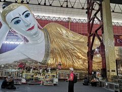 -ခြောက်ထပ်ကြီးရွှေသာလျောင်းဘုရားကြီး