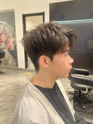-BULB STUDIO 巴柏明星发型工作室