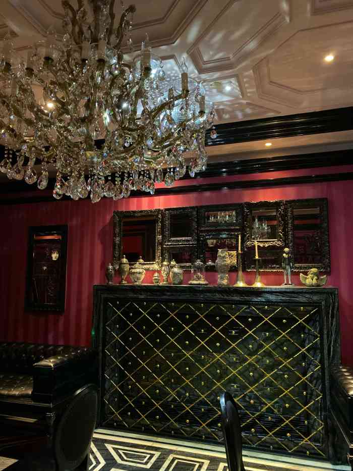 inlove爱上银乐迪(宜山路店)