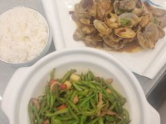 -金沙滩海鲜餐厅·海肠捞饭·手工水饺(梅江龙水园店)