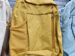 -迪卡侬（洪塘店）-停车场