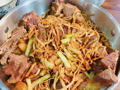 -内蒙焖面大盆骨餐馆(山大路店)