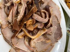 肚肉拼大盘-李连贵熏肉大饼(兴工街店)
