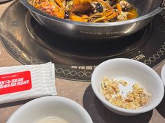 -七欣天香辣蟹火锅(上海银亿滨江店)