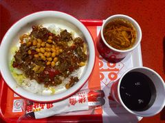 小炒黄牛肉饭-猪角·闽南猪脚饭(上梅林店)