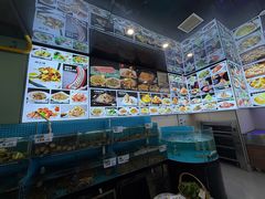 -鑫渔港海鲜本地菜·山海关浑锅(东戴河店)