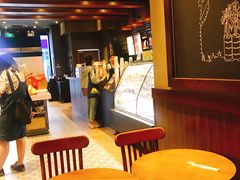 用餐区-星巴克(夏碧路店)