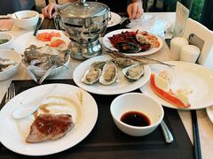 -亚龙湾希尔顿自助餐厅·海鲜·烧烤·沙滩BBQ·现场乐队