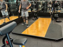 -一兆韦德健身(慧芝湖店)