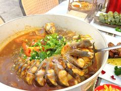 -刘姐啤酒鱼民族演艺餐厅(西街总店)