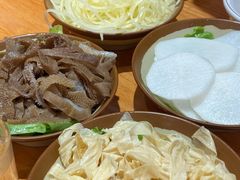 -黔三一夺夺粉酸汤火锅(百信店)