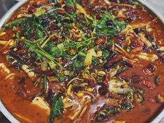 红烧黄辣丁-褒河栈道渔庄(建工路总店)