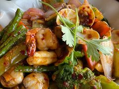 -大头虾越式风味餐厅(光明广场店)