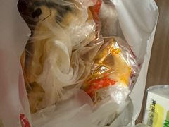 -绝味鸭脖(龙阳路生活广场店)