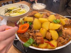 -华中科技大学东三学生食堂