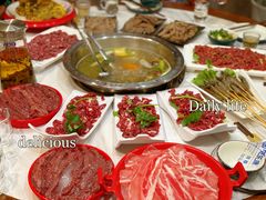 -乡土黄·鲜牛肉火锅·小龙虾(兴业街店)
