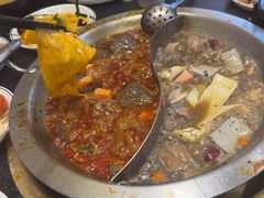 -沸炉重庆老火锅(军事博物馆店)