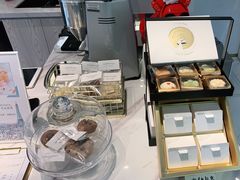 -Fridi Patisserie Cafe