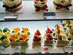 -卷心卷意·轻甜蛋糕(新光天地店)