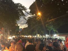 -周日夜市