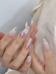 -花岐款式专研健康美甲沙龙